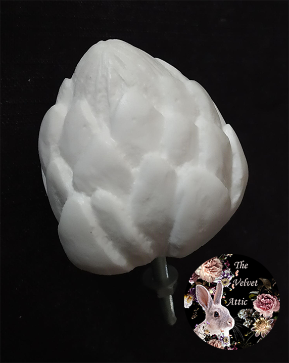 E-K-0004 Medium Closed Protea Knob